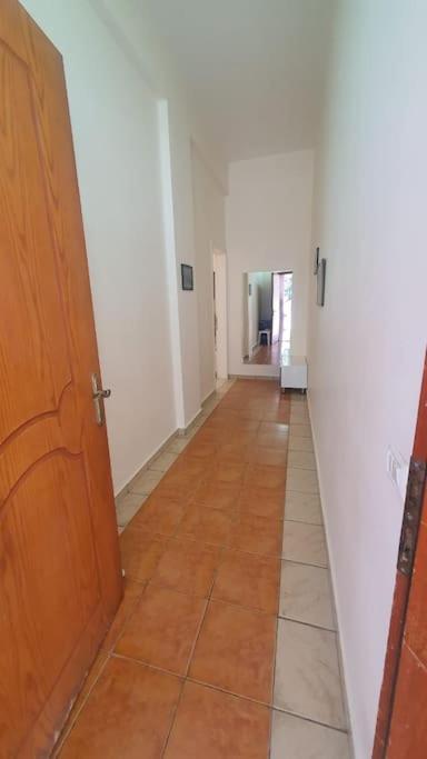 Rose'S Apartment Саранда Экстерьер фото